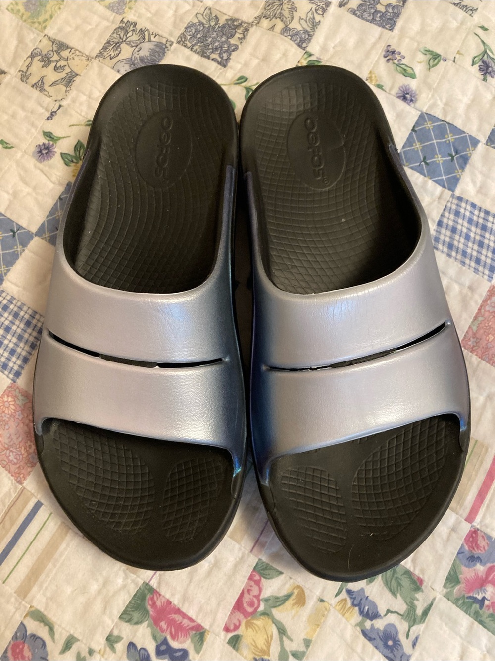 Slide sandals